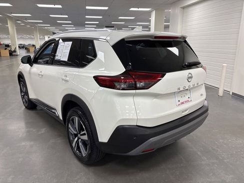 Used 2021 Nissan Rogue SL FWD image 5