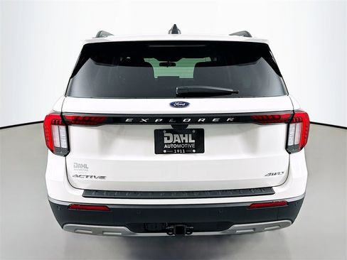 New 2026 Ford Explorer Active w/ Active Comfort Package image 6