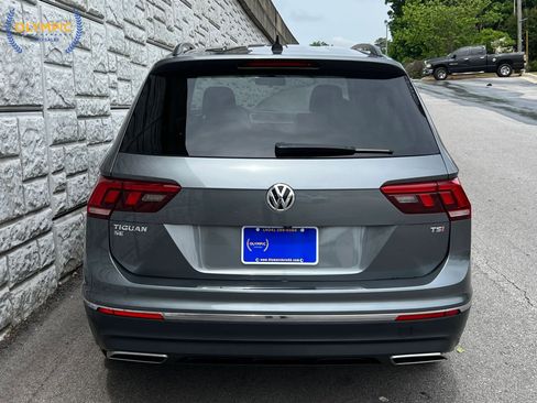 Used 2018 Volkswagen Tiguan SE FWD image 5