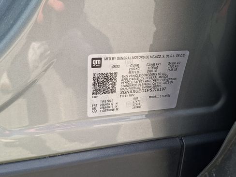 Used 2023 Chevrolet Equinox LT AWD/4WD image 26