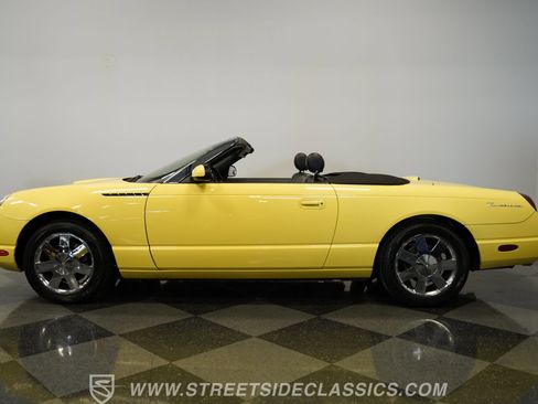 Used 2002 Ford Thunderbird image 7