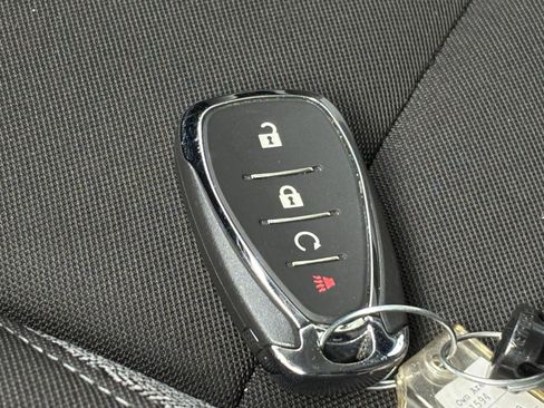 Used 2025 Chevrolet TrailBlazer LT image 28