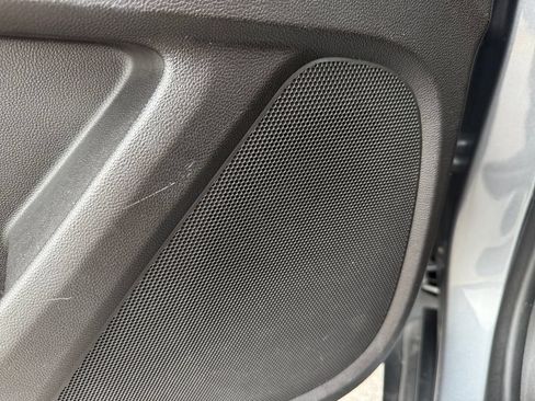 Used 2019 Chevrolet Traverse LS FWD image 25
