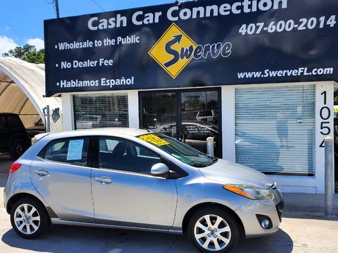 Used 2013 MAZDA MAZDA2 Touring FWD image 5