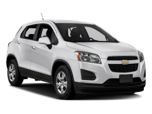 Used 2016 Chevrolet Trax LS FWD image 9