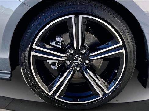 Used 2023 Honda Accord Sport image 31