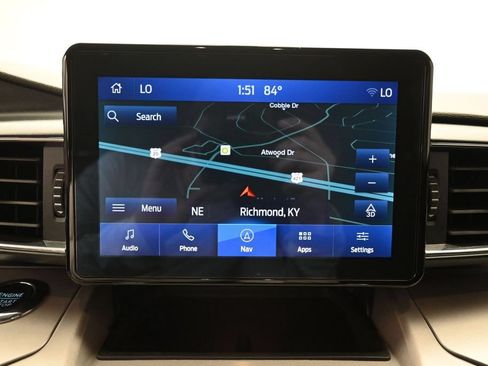 Used 2023 Ford Explorer XLT w/ Equipment Group 202A AWD/4WD image 15