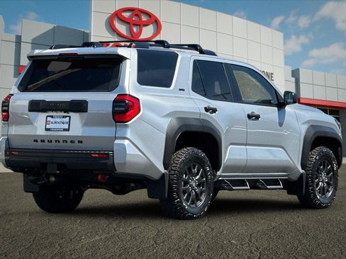 Used 2026 Toyota 4Runner SR5 AWD/4WD image 3