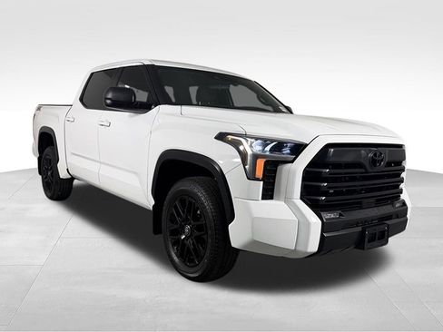 Used 2026 Toyota Tundra SR5 w/ SX Package AWD/4WD image 3