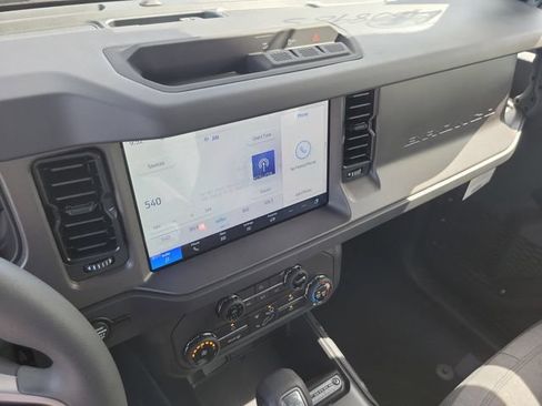 New 2026 Ford Bronco 2-Door AWD/4WD image 21