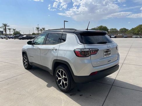 Used 2025 Jeep Compass Limited AWD/4WD image 6