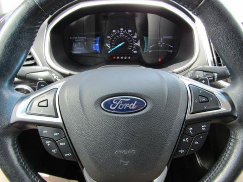 Used 2016 Ford Edge SEL w/ Equipment Group 201A AWD/4WD image 19