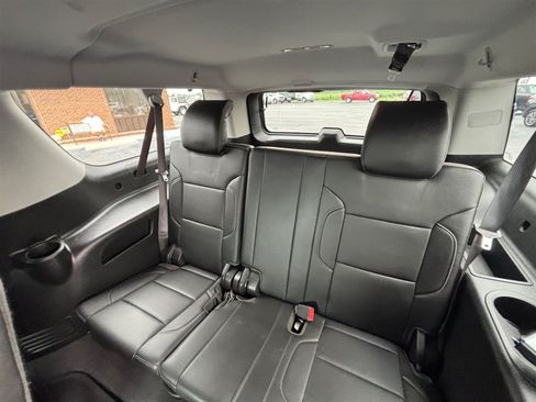 Used 2019 Chevrolet Suburban LT AWD/4WD image 21