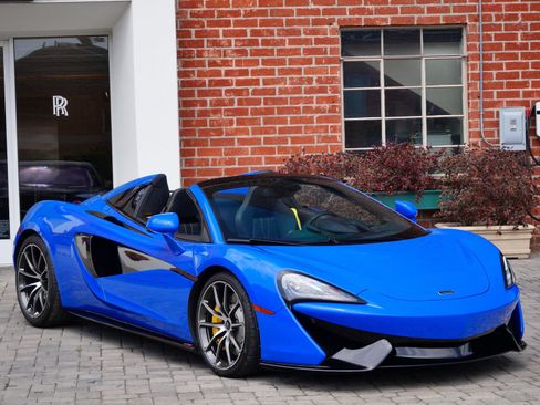 Used 2020 McLaren 570S Spider RWD image 1