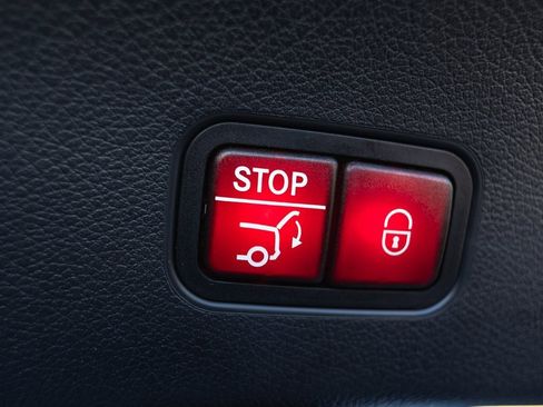 Used 2025 Mercedes-Benz GLC 43 AMG GLC 43 AMG image 45