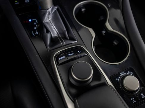 Used 2019 Lexus RX 350 AWD w/ Accessory Package image 33