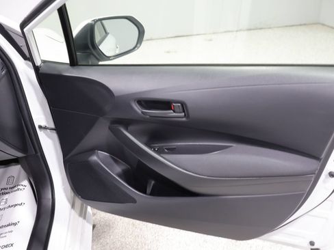 Used 2024 Toyota Corolla LE FWD image 24