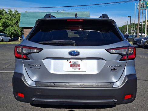 Certified 2025 Subaru Outback Premium w/ Popular Package #1A AWD/4WD image 6