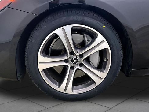 Used 2020 Mercedes-Benz E 350 Sedan image 11
