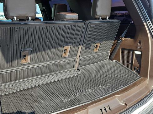 Used 2023 Ford Expedition King Ranch AWD/4WD image 23