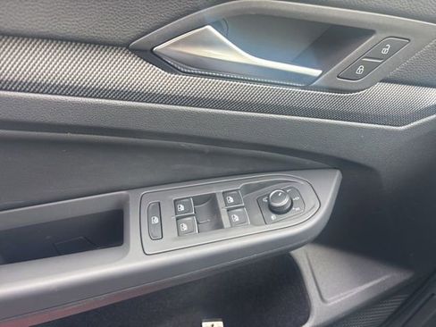 New 2025 Volkswagen GTI SE image 23