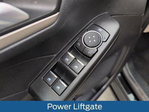 Used 2022 Ford Escape SEL w/ Technology Package image 41