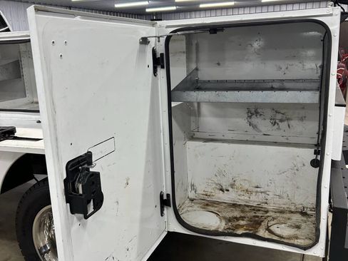 Used 2021 Ford F550 4X4 2dr Regular Cab 145.3 205. image 27