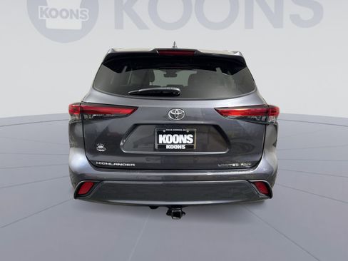 Used 2020 Toyota Highlander Limited image 5