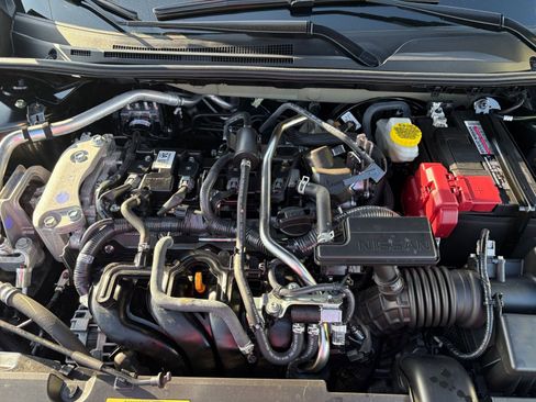 Used 2025 Nissan Sentra SV image 30