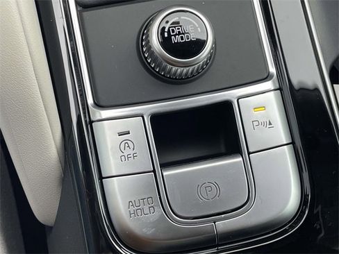 New 2025 Kia Telluride S image 40