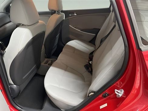 Used 2014 Hyundai Accent SE image 8