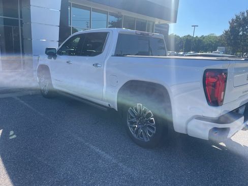 Used 2024 GMC Sierra 1500 Denali Ultimate AWD/4WD image 3