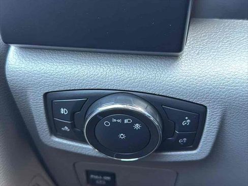Used 2019 Ford F150 XL w/ Equipment Group 101A Mid AWD/4WD image 18