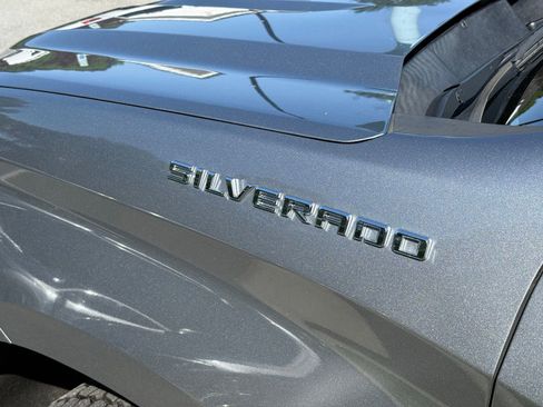 Used 2020 Chevrolet Silverado 1500 Custom w/ Custom Value Package RWD image 16