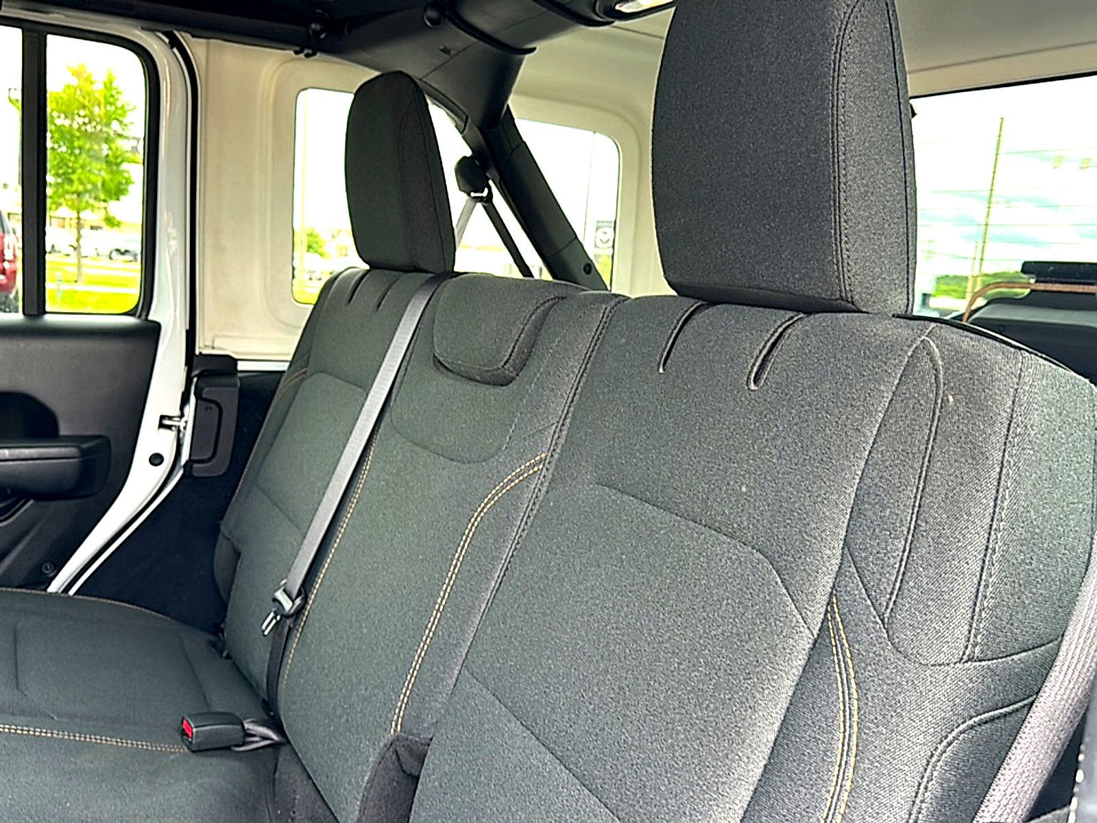 Used 2024 Jeep Wrangler Unlimited Sport AWD/4WD image 19