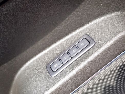 Used 2019 Chevrolet Tahoe LT image 26