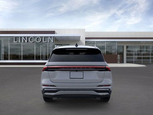 New 2026 Lincoln Nautilus Reserve w/ Jet Appearance Package image 5