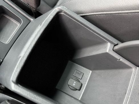 Used 2018 Volkswagen Passat 2.0T S image 30