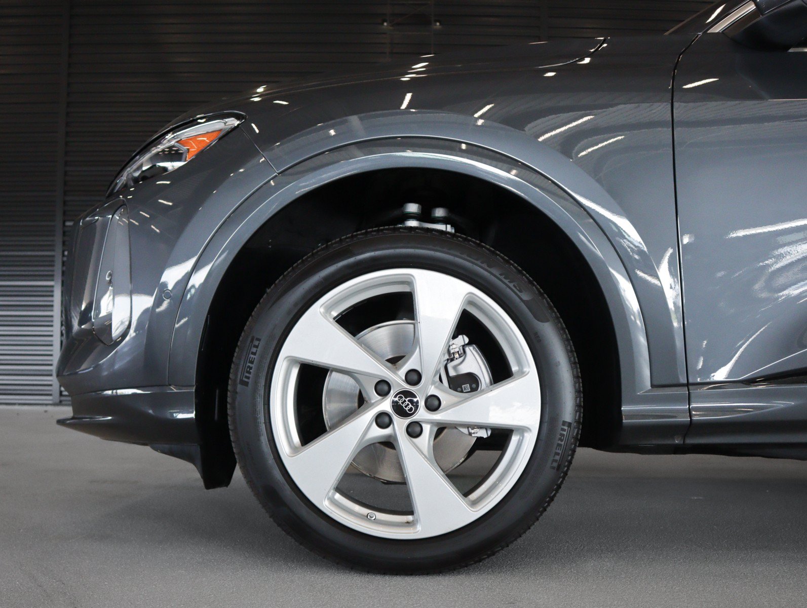Certified 2025 Audi Q5 Premium w/ Premium Plus AWD/4WD image 5