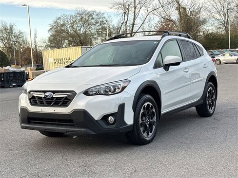 Used 2023 Subaru Crosstrek 2.0i Premium w/ Popular Package #2 image 7