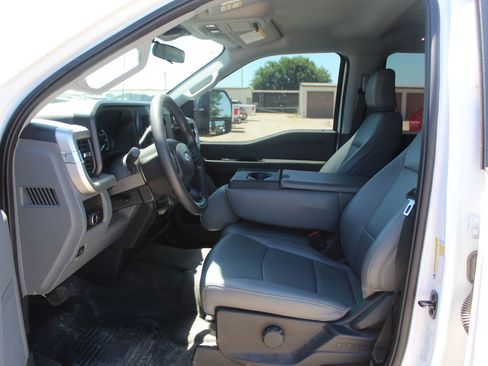 Used 2024 Ford F250 XL w/ XL Chrome Package AWD/4WD image 9