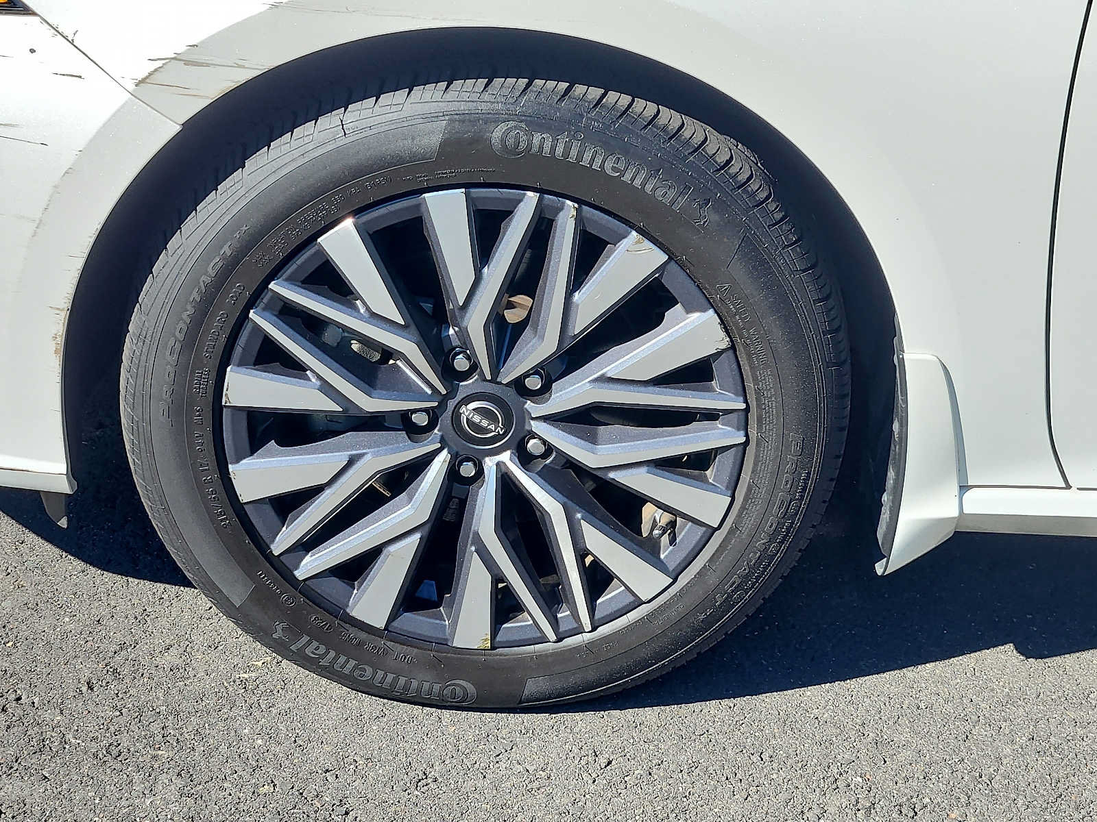 Used 2023 Nissan Altima 2.5 SV AWD/4WD image 8