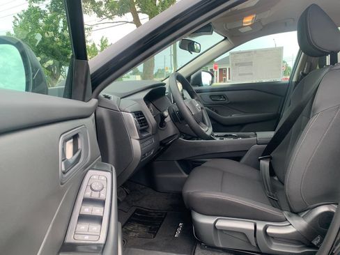 New 2026 Nissan Rogue S FWD image 18