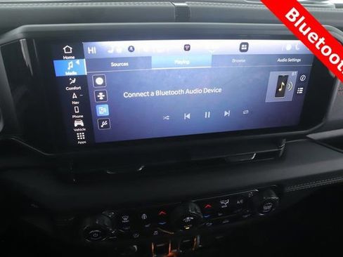 Used 2025 Jeep Wrangler Unlimited Rubicon image 23