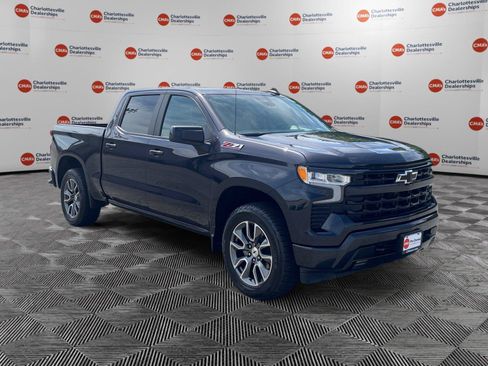 Used 2022 Chevrolet Silverado 1500 RST w/ Z71 Off-Road Package AWD/4WD image 7