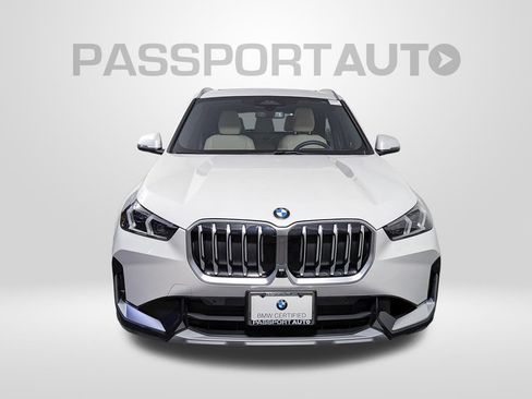 Used 2025 BMW X1 xDrive28i w/ Technology Package AWD/4WD image 12