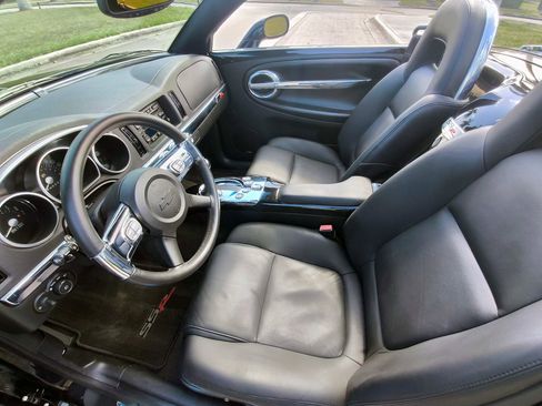 Used 2006 Chevrolet SSR w/ Preferred Equipment Group RWD image 12