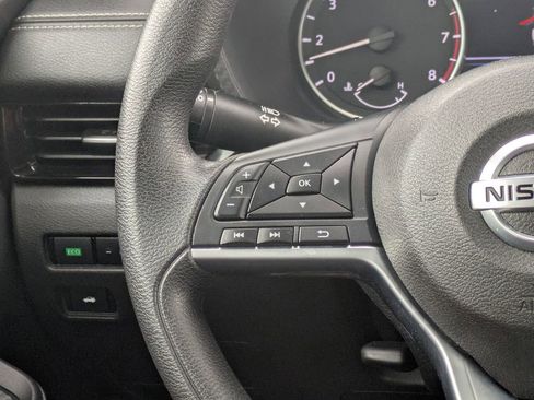 Used 2023 Nissan Sentra SV image 13