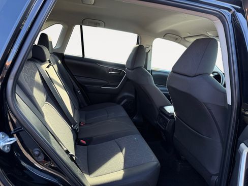 Used 2024 Toyota RAV4 XLE image 18