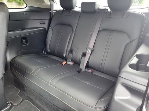 Used 2024 MAZDA CX-90 3.3 Turbo w/ Premium Package image 17